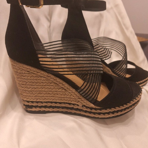Tamaris espadrilles size 39 like new with 10 cm platform