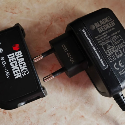 Black and Decker EPC18 electric screwdriver used with battery and charger
