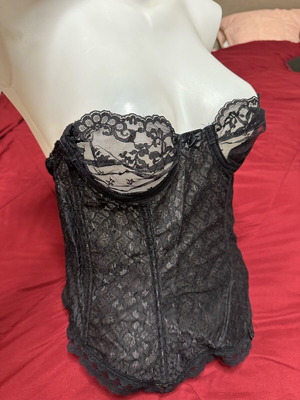Corset lace used, medium-large, black, length 37cm, underarm 35cm