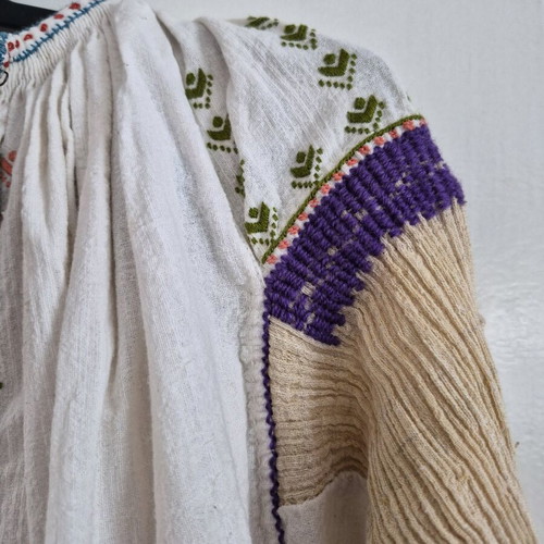 Hertsoyska folk shirt used, authentic