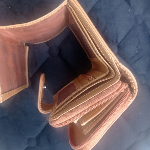 Wallet slightly used, 12x9 cm
