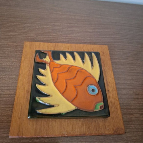 Vintage ceramic fish tile like new 14x14