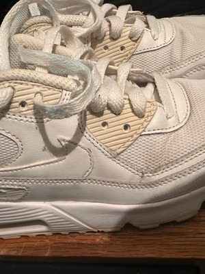 Air Max 90 athletic shoes used once, size 38