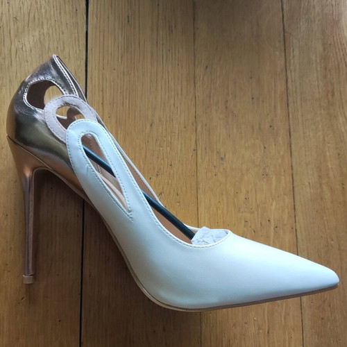 Deezee pumps new, white with rose-gold details, size 41