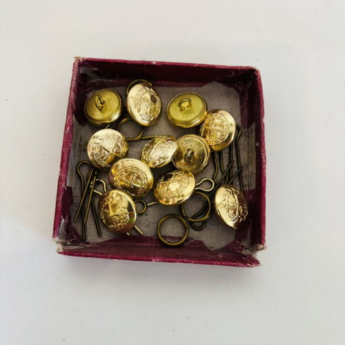 Metal Military Buttons used vintage collectibles
