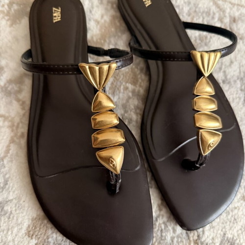 Zara flat sandals brown and gold, like new