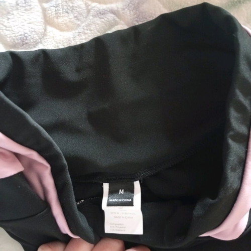 Shein black pink leggings size M like new