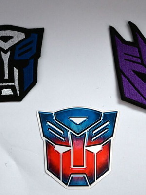 Transformers set with 2 patches and 1 sticker new