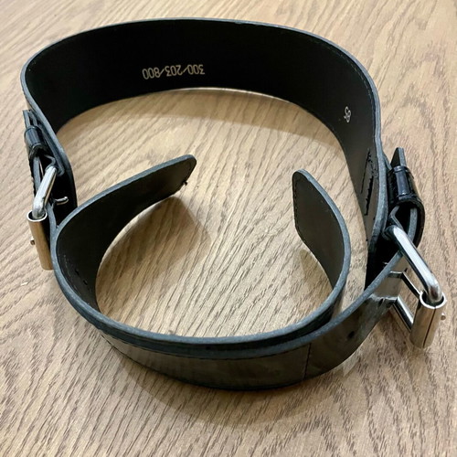 Zara belt black patent leather like new with two buckles