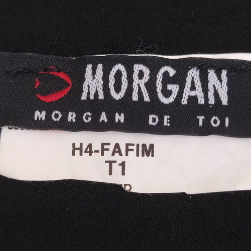 Morgan black top with one sleeve used