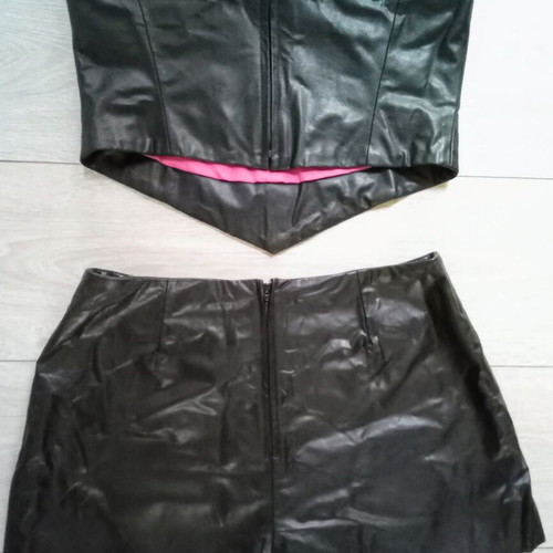 Dreams shorts and top set like new, black, size M