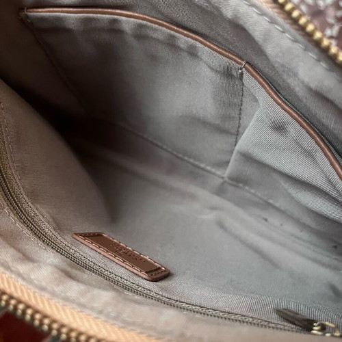 Y Not? bag like new, multicolored