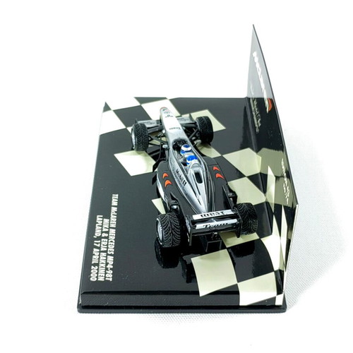 McLaren Mercedes MP4-98T 2000 model by Minichamps new