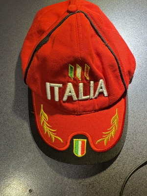 Hat Itália like new, one size