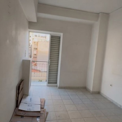 Διαμέρισμα 65 τ.μ. με 2 υπνοδωμάτια στον Πειραιά Χατζηκυριάκειο