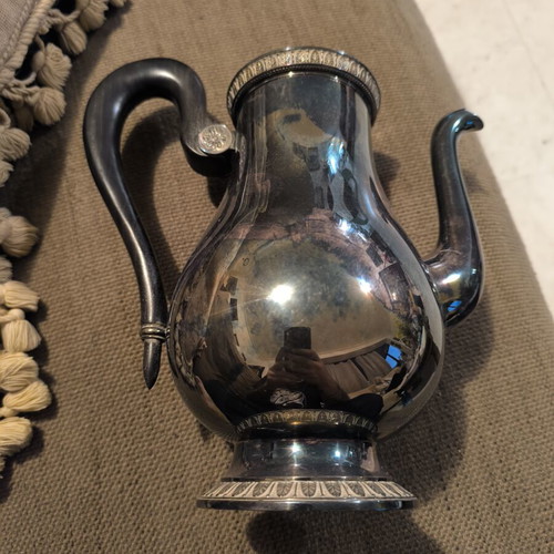 Christofle silver tea pot like new, 28 cm height