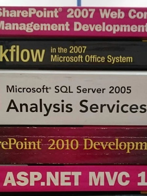 Computer books like new, set of 5, English