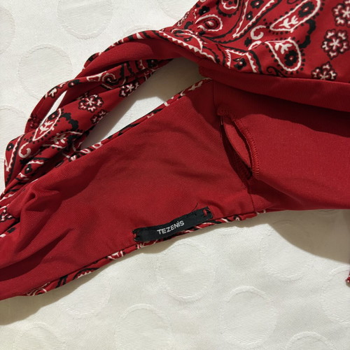 Tezenis bikini top like new, red patterned, size S