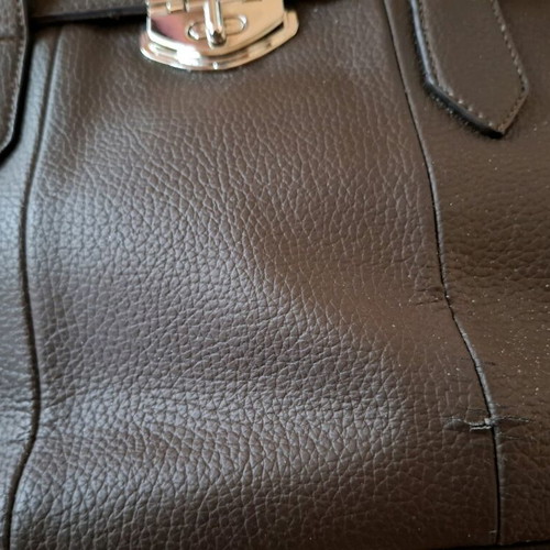 La Martina brown shoulder bag like new with storage pouch gift