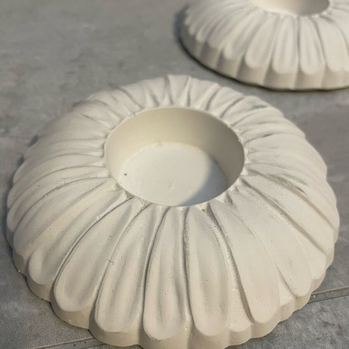 Plaster candle holders set of 3, like new, flower and heart shapes