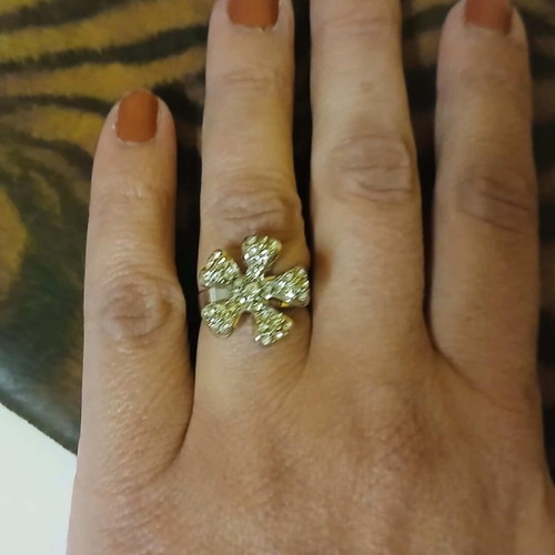 Oriflame flower ring new, silver color