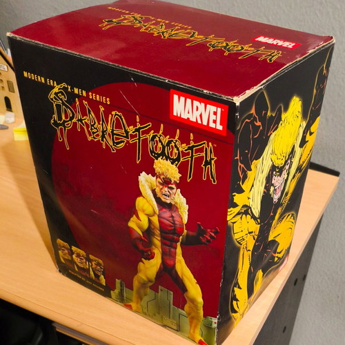 Sabretooth statue from X-Men by Marvel new