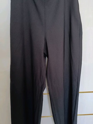 Black pants XL like new with rhinestones and wide fit