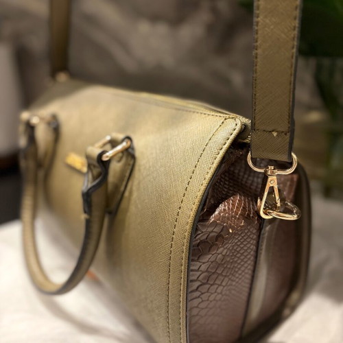 Doca shoulder bag new, medium size, olive with strap