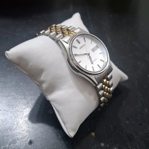Seiko 5 Automatic two-tone men's watch like new
