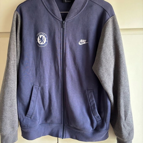 Chelsea Nike jacket used, authentic, medium wide fit