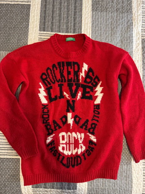 Benetton children's red wool sweater used