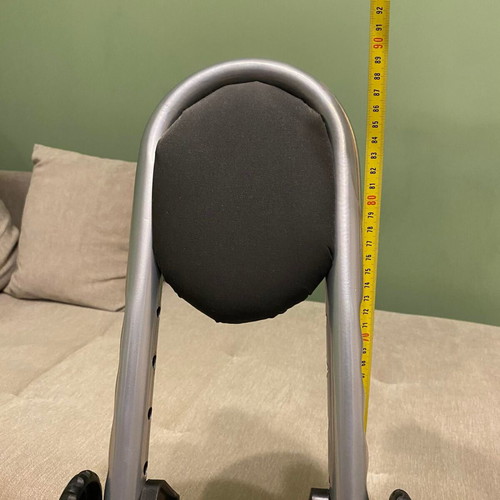 Adjustable auxiliary chair like new, work seat
