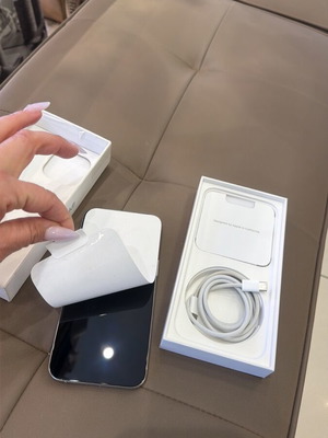 iPhone 15 Pro Max 256GB White Titanium σαν καινούργιο
