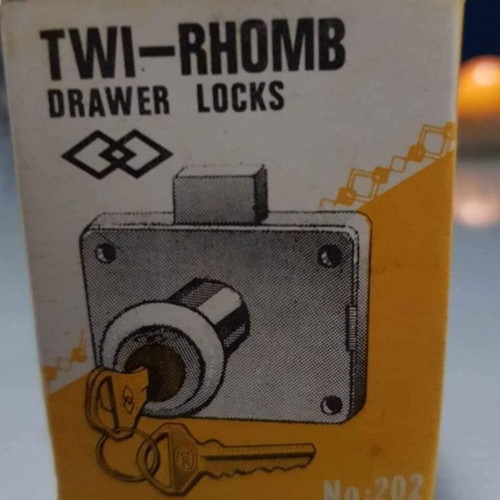 Furniture lock new for drawers and doors with 2 keys