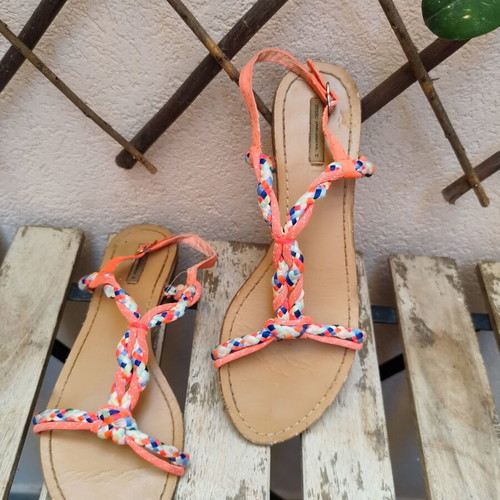 Oysho y2k braided flat sandals used, size 38, multicolor