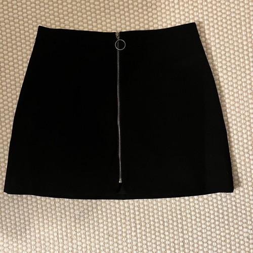 Mini skirt Alice + Olivia size 6 small