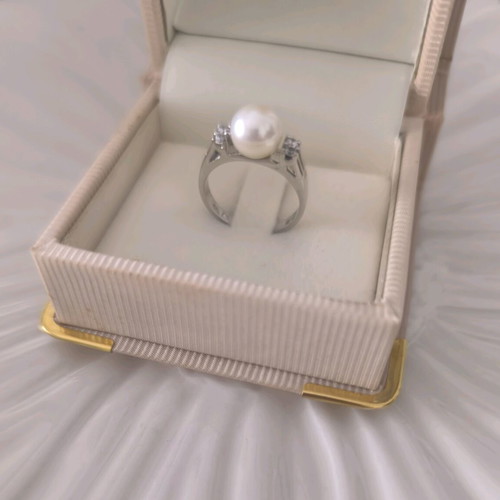 14K White Gold Ring with Real Pearl and Zircon New