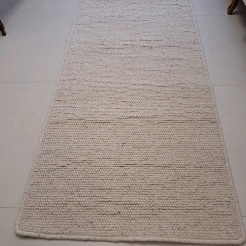 Hallway and bedroom rugs like new, set of 3 pieces