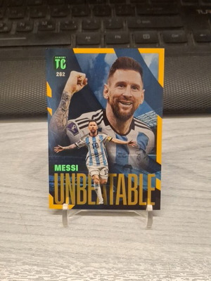 Panini Top Class 2023 Unbeatable Gold Lionel Messi Card new