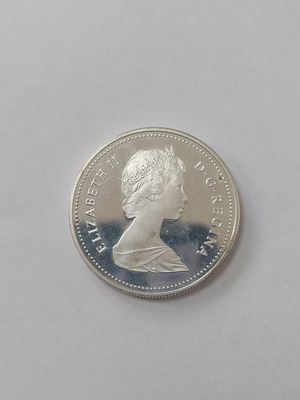 1 Canada Dollar 1982 used silver