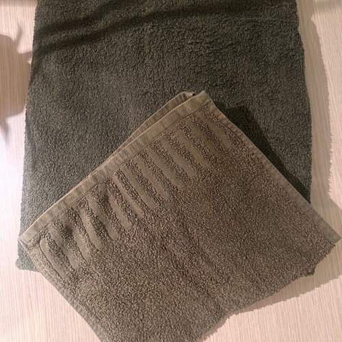 Towels like new, set of 2 pieces