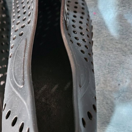 Aqua Men's Beach Shoes Size 43 Like New