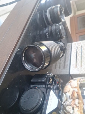 Canon A-1 vintage camera set with 3 original FD lenses used