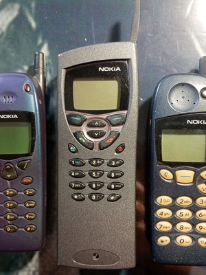 Nokia 3 used vintage phones for collection or spare parts
