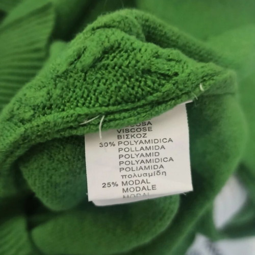 Mei Gao green sweater like new, size L