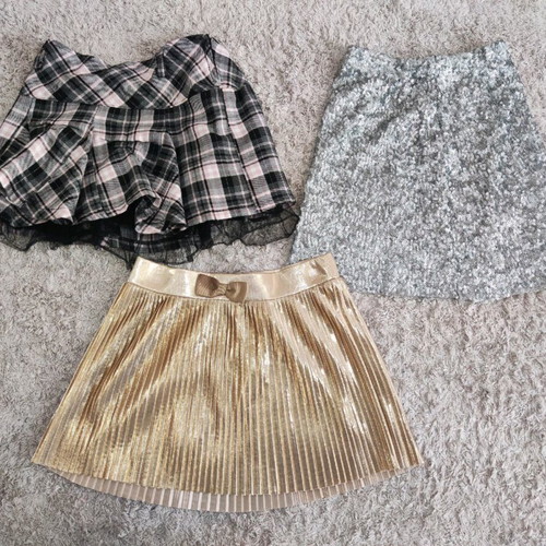Skirts pack 4-6Y like new for girls