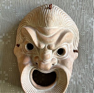 Μουσειακό αντίγραφο, Αρχαιολογικό Μουσείο Αθηνών, κεραμική μάσκα τραγωδίας