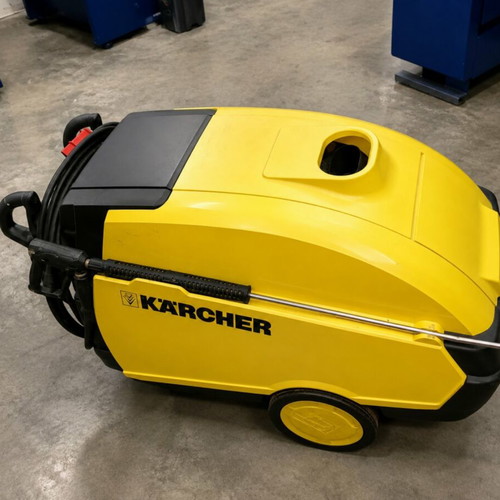 KARCHER HDS 895 Professional Pressure Washer like new