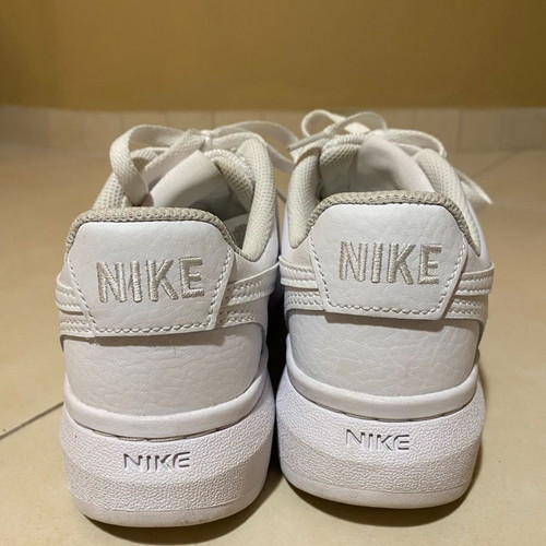 Nike sneakers size 36.5 used, white sports shoes