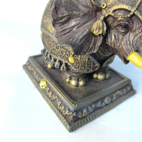 Elephant resin figurine used, candle holder base